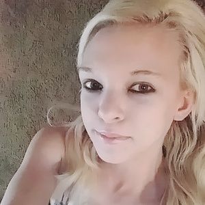 Meet your Posher, Suzette